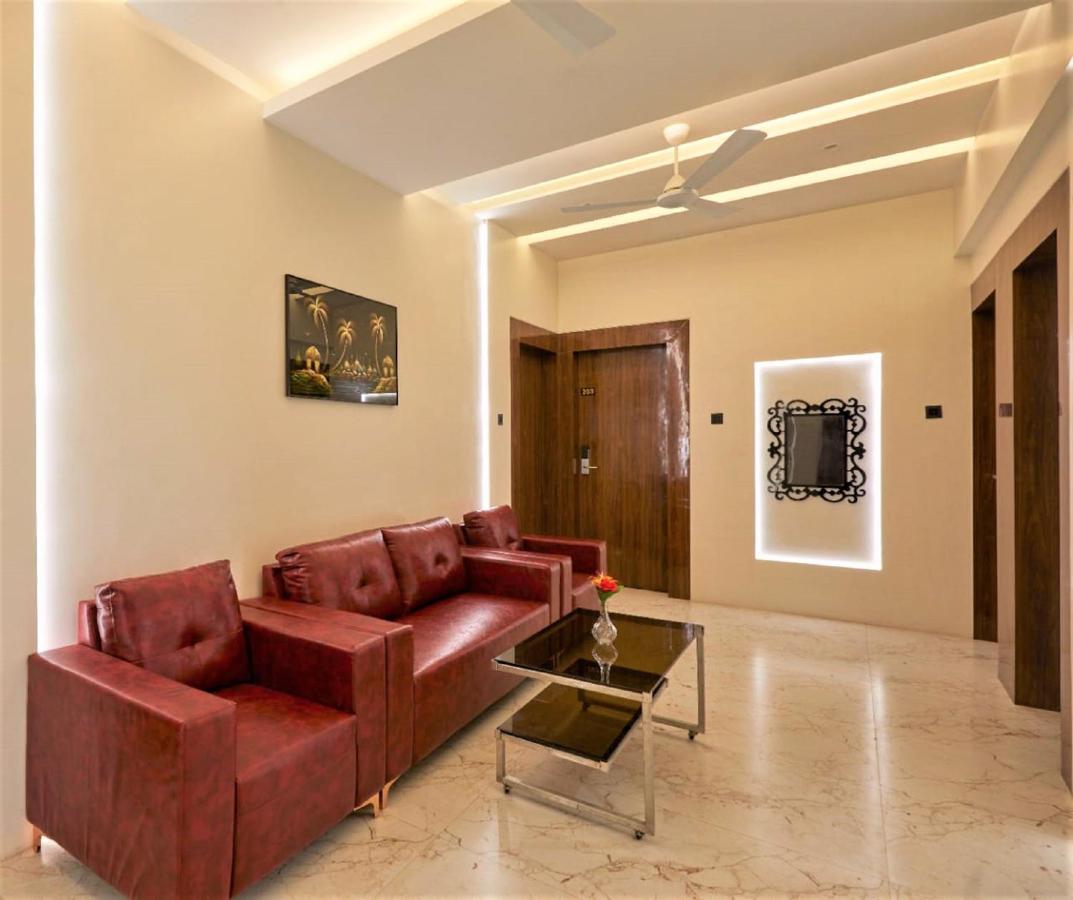 Hotel Rose Gold Ahmednagar Εξωτερικό φωτογραφία