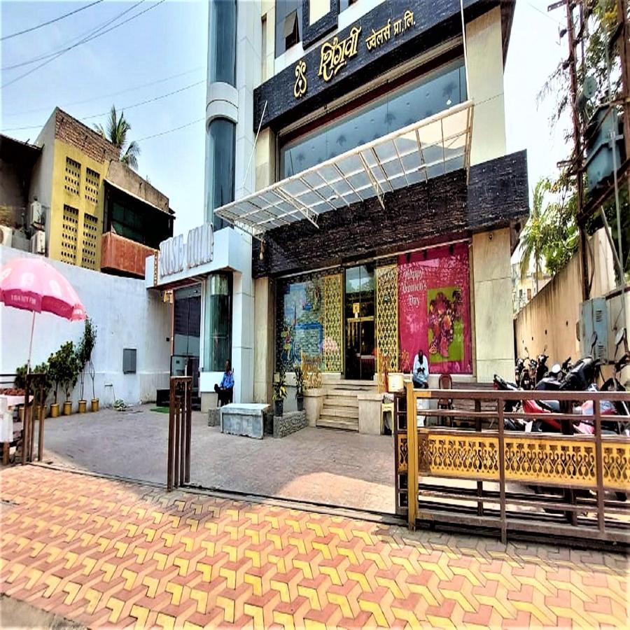 Hotel Rose Gold Ahmednagar Εξωτερικό φωτογραφία